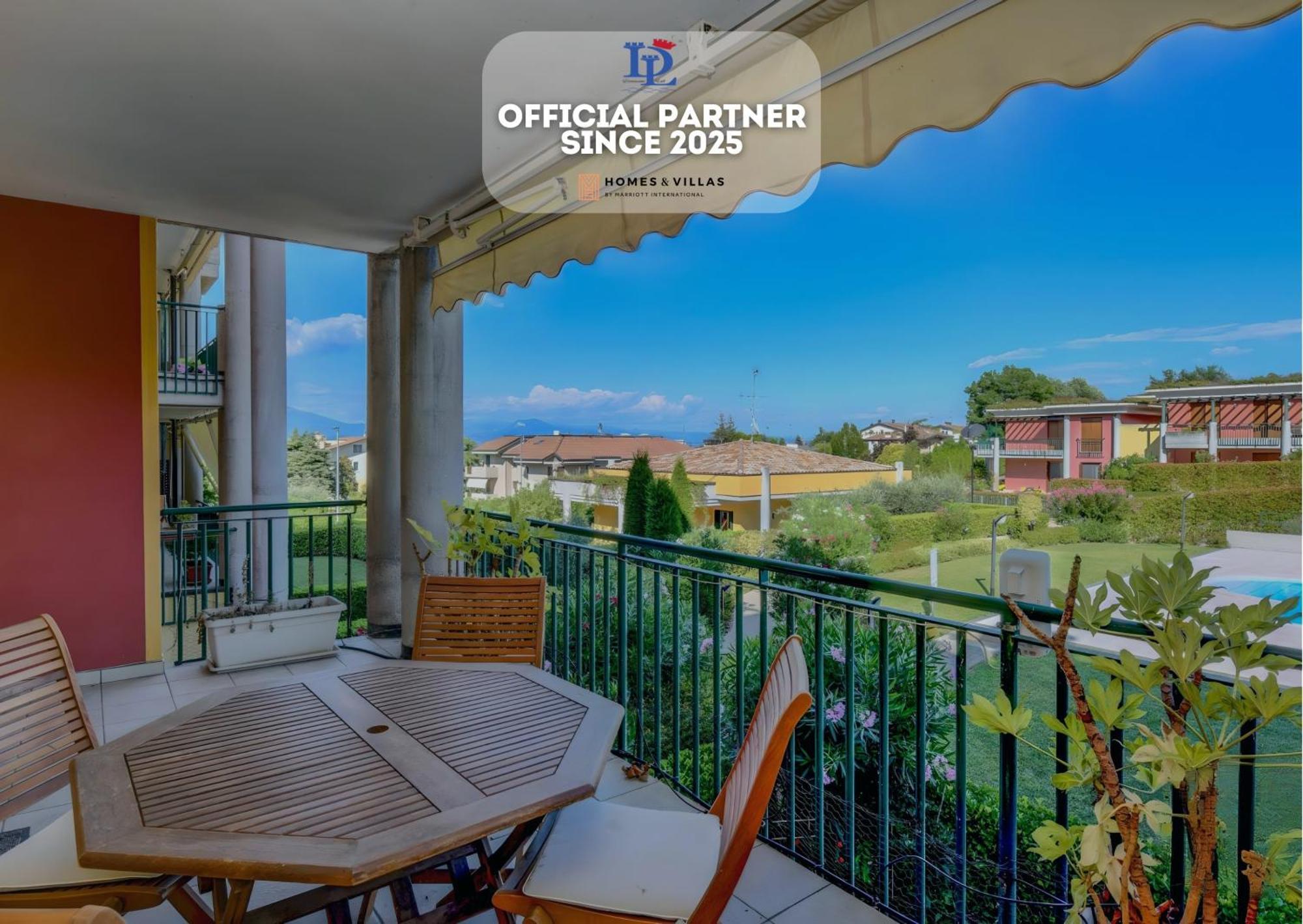 Desenzanoloft Official Partner Marriott Homes & Villas -Butterfly And 5 Pools Family Apartment デセンツァーノ・デル・ガルダ エクステリア 写真